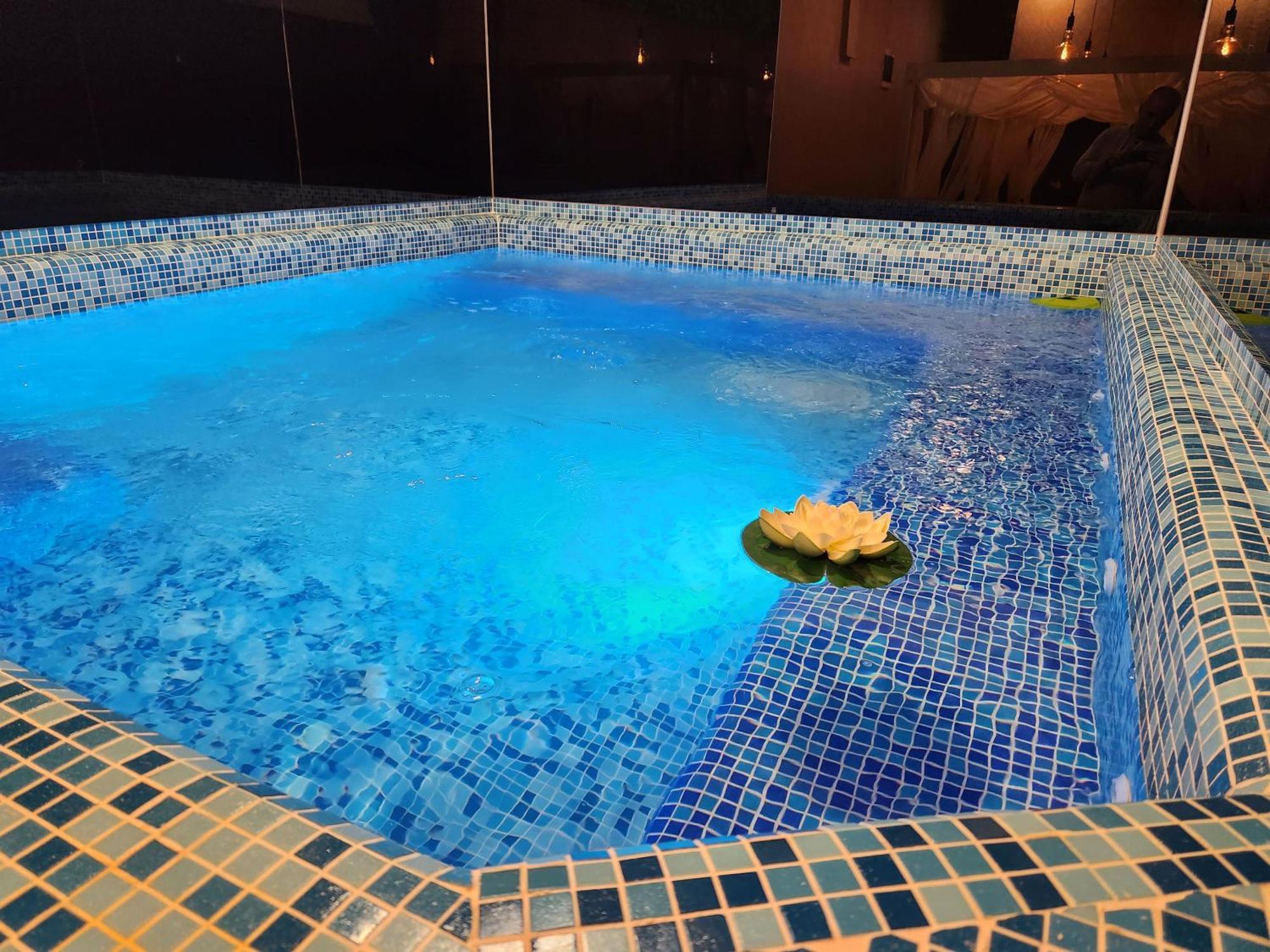 Point Hotel