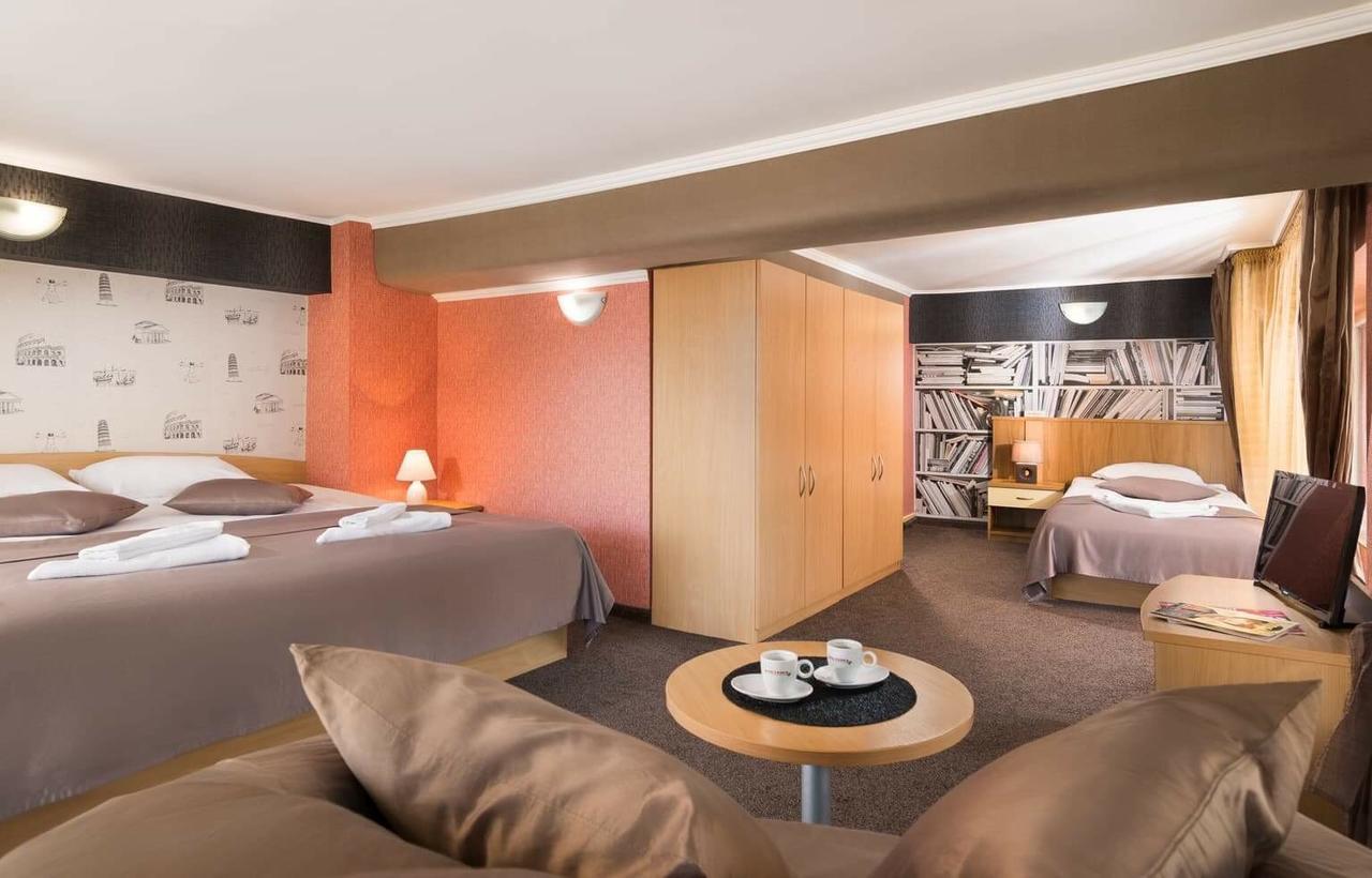 Hotel Point