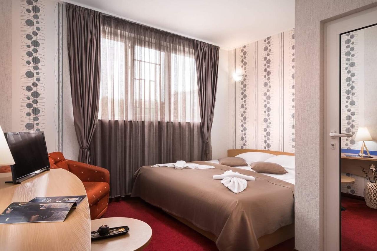 Hotel Point 2*